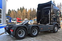 Scania R560 CA6x4HSZ  Premium-комплектации