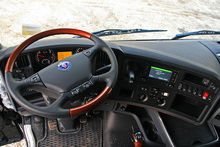 Scania R560 CA6x4HSZ  Premium-комплектации